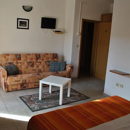 Promenade מדולין